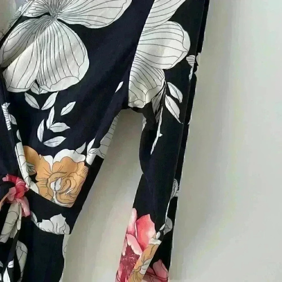 Vintage Style Navy Floral Dress - Picture 6 of 12